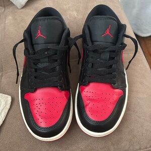 air Jordan 1 lows black & red